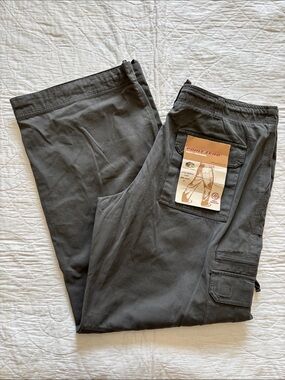NWT Vintage Point Zero Cargos